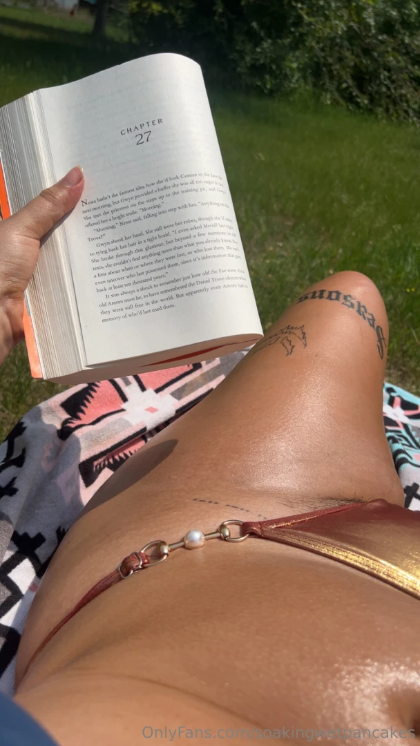 I love reading while i tan 