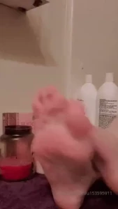 Lil bits from my foot vid doing more gifs now part 2