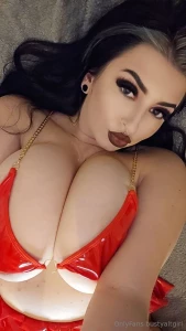 I m online baby part 1