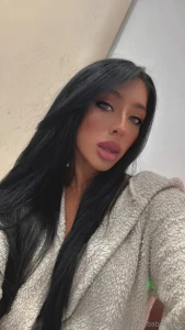 I m like a butterfly pretty to look at hard to catch part 1