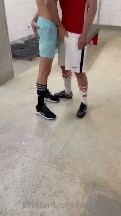 Soccer lover guysnet is waiting for you 16 min with leoferraz88 having 