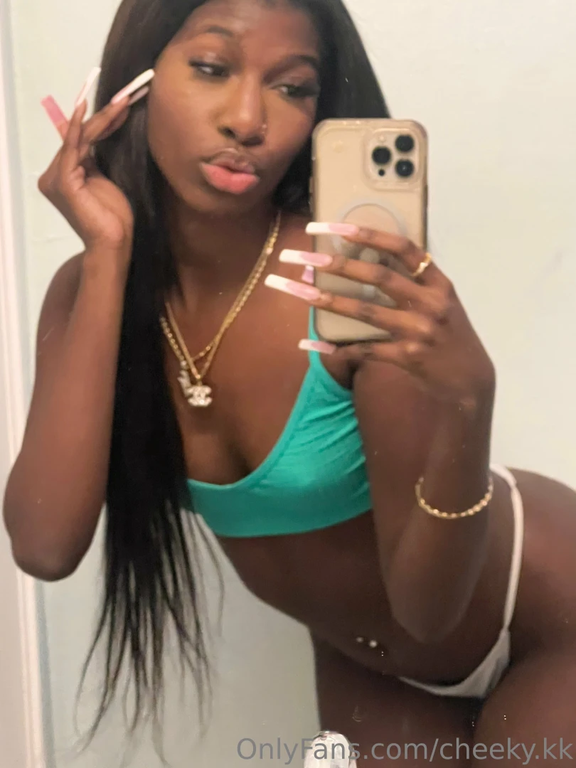 Happy weekend part 596 