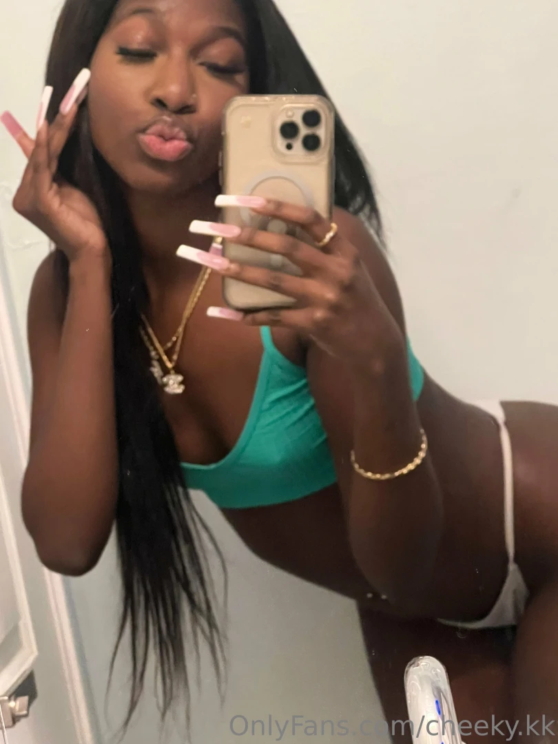 Happy weekend part 595 