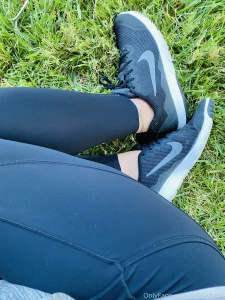 Another pair of smelly nikes ready for a home part 4