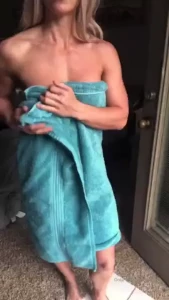 You alll are sooo amazing so far datbootytho954 and i are winning this