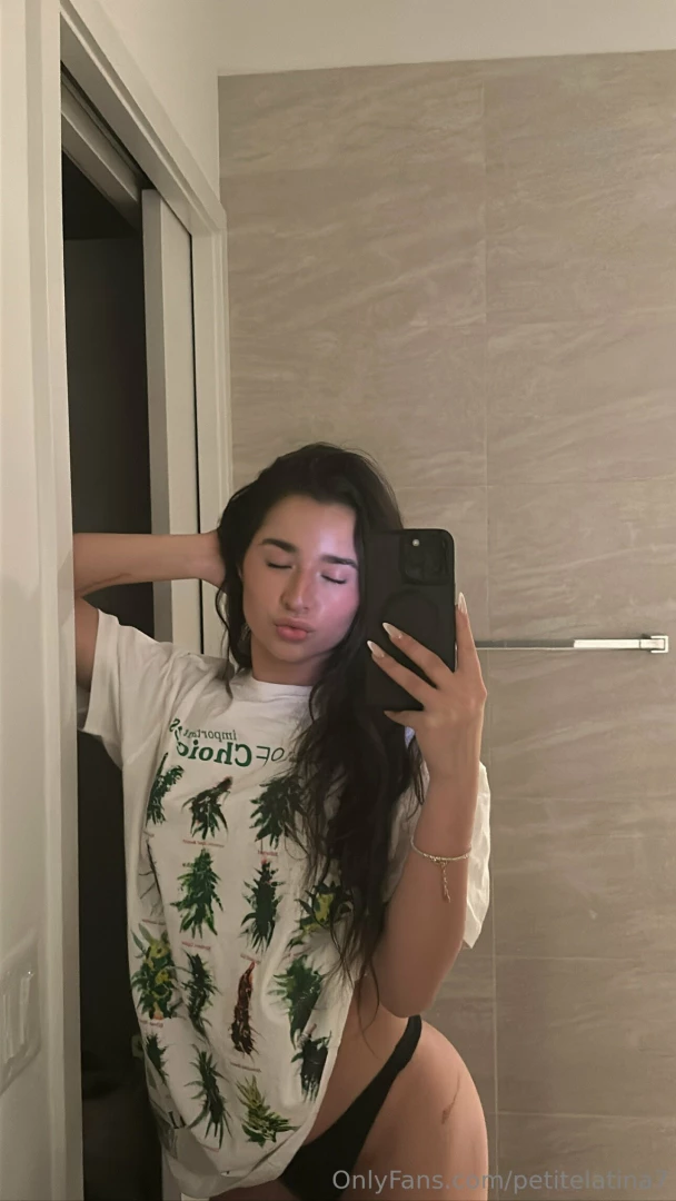 I have a treat for you babe message me if you wanna see 