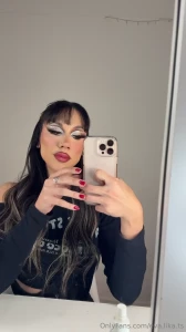 Beauty is my power and my weapon what do you think when you see me dm