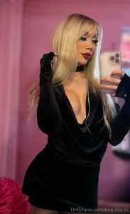 I wonder could you handle someone like me be honest i read between the