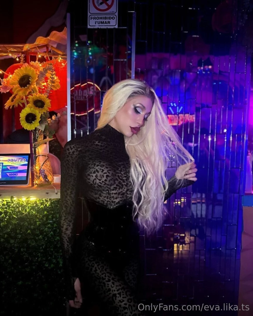 I m burning with impatience to satisfy you 