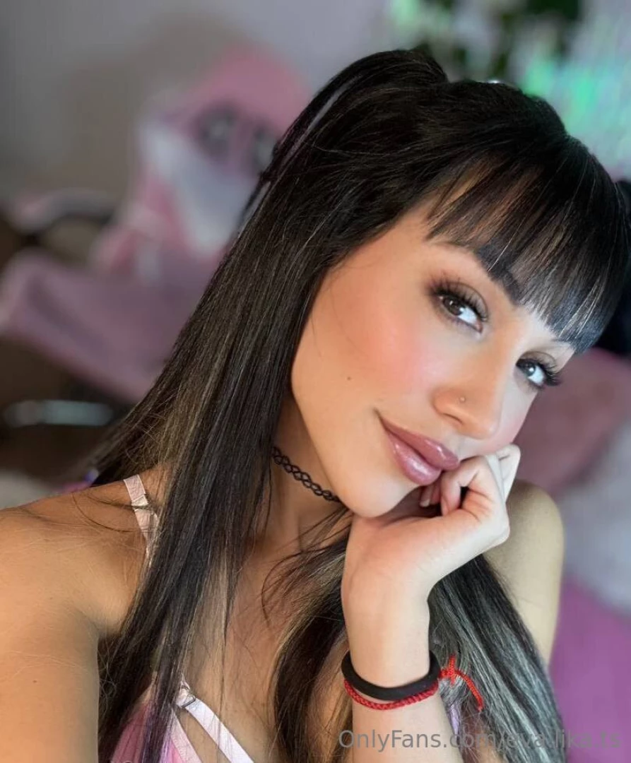 A smile can melt the heart 