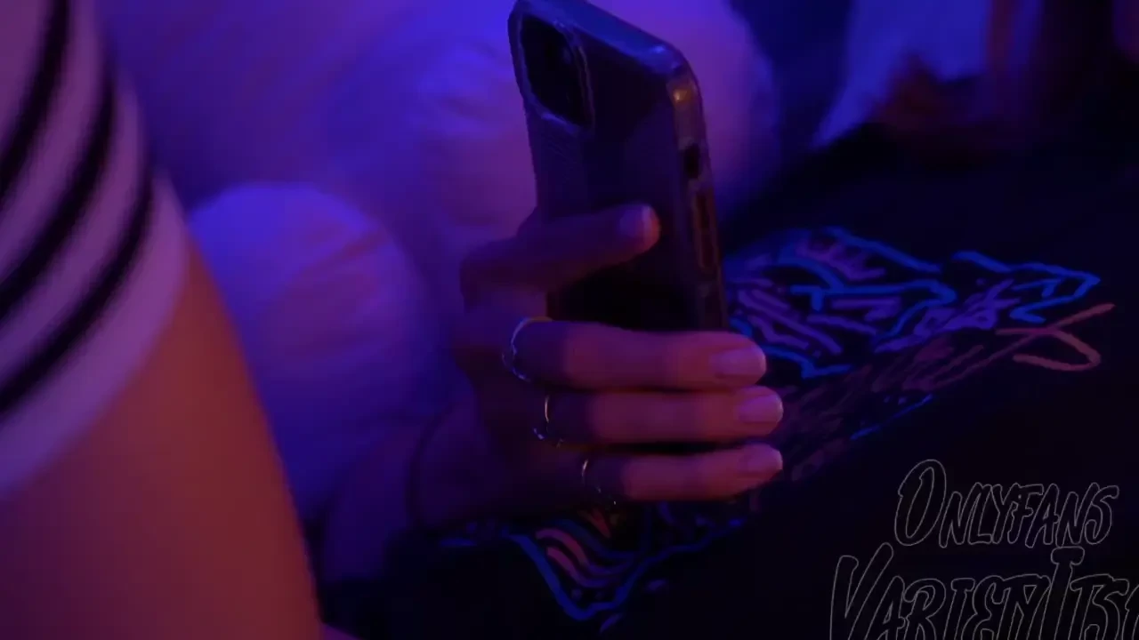 I was so horny last night laying in bed with the lights dimmed down so 