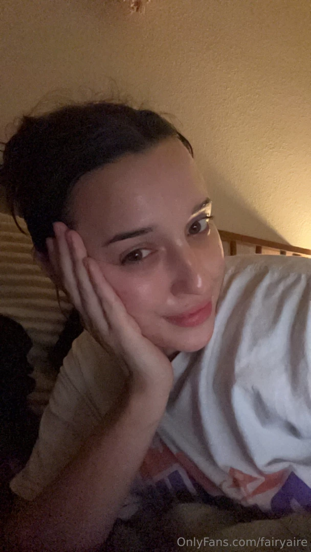 Bored wondering who s down to watch a movie with me 