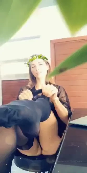 Fetish monday begun even if you are not submissive you may consider to 