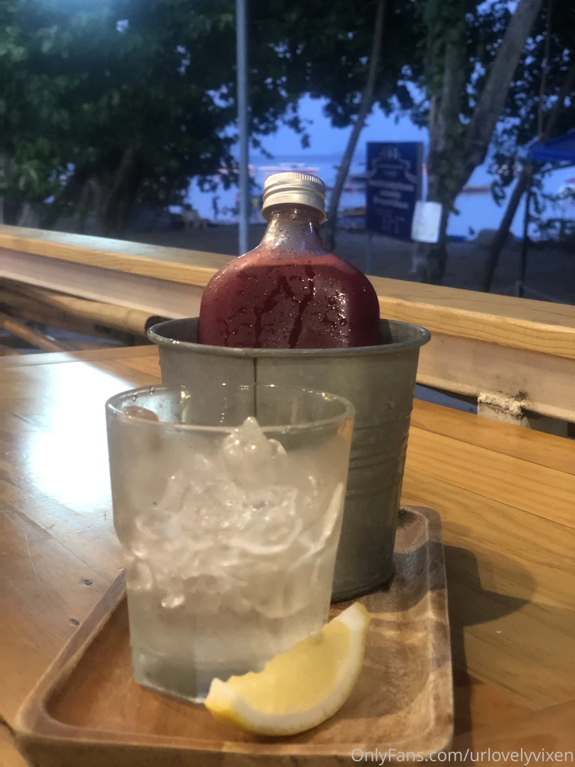 Food for me and food for my new friends wish you a beautiful night my 