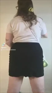 Toss my skirt onto the floor