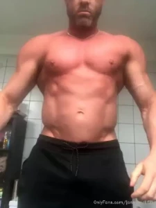 Stream started at 09 05 2020 03 48 pm post-pec day shower