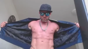 Jock jerk-off