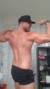 Flex and whip it out