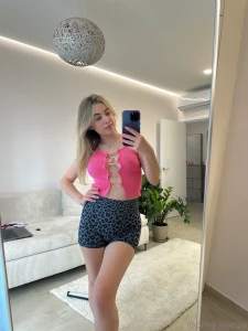 I m always haunted by one difficult question the outfit i can go out