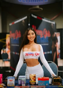 Your ultimate honey girl