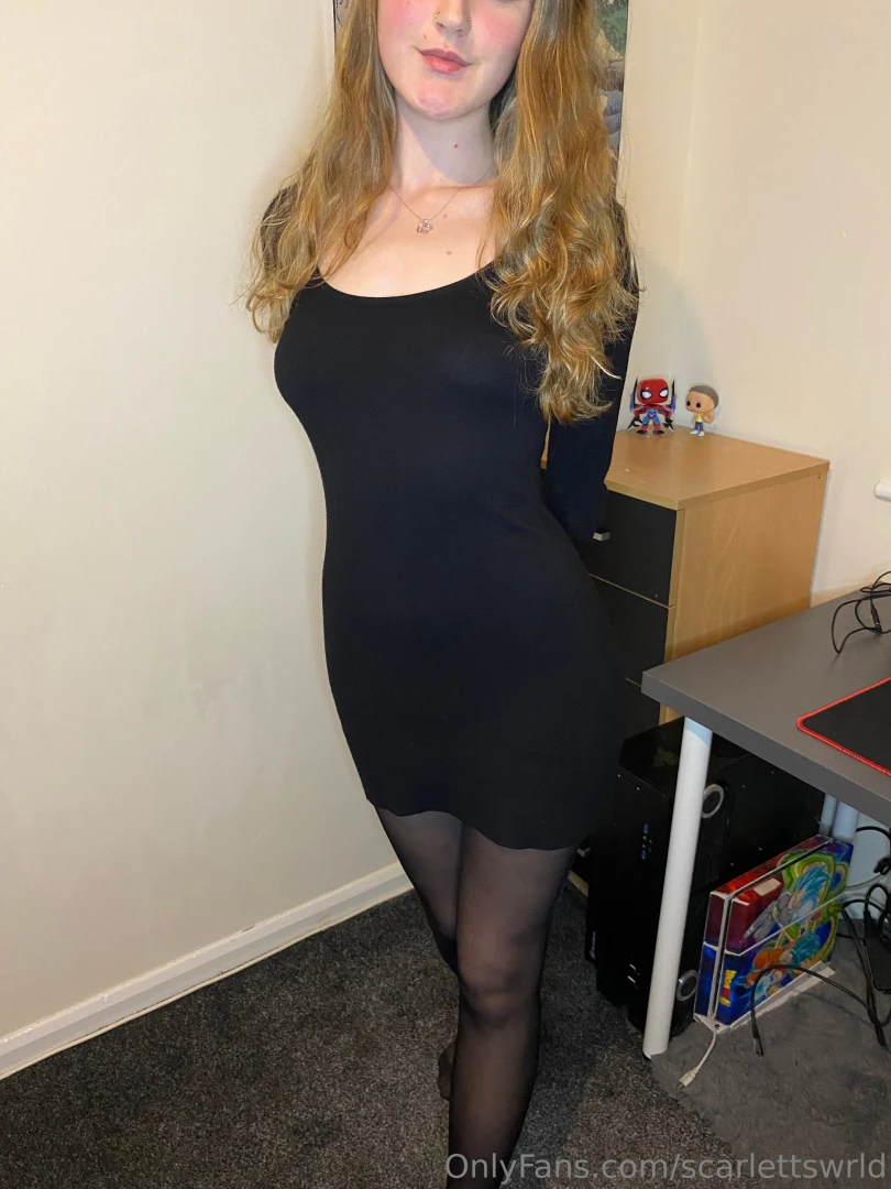 Cute lil black dress of mine 