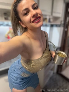 We continue with the red and gold month of december