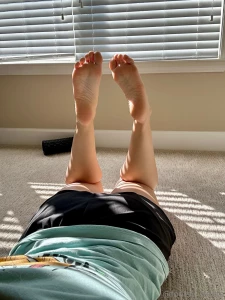 Should i do my foam rolling or keep posing my soles for you part 1