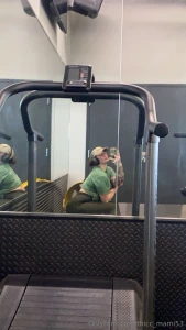 Gm do you wanna watch me sweat