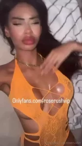 Squirted at the beach part 1