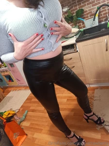 Miluju kozene leginy