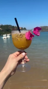 What could be more delightful than starting the week like this with a