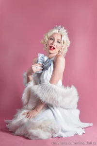 These photos make me think of valentine s day what about you