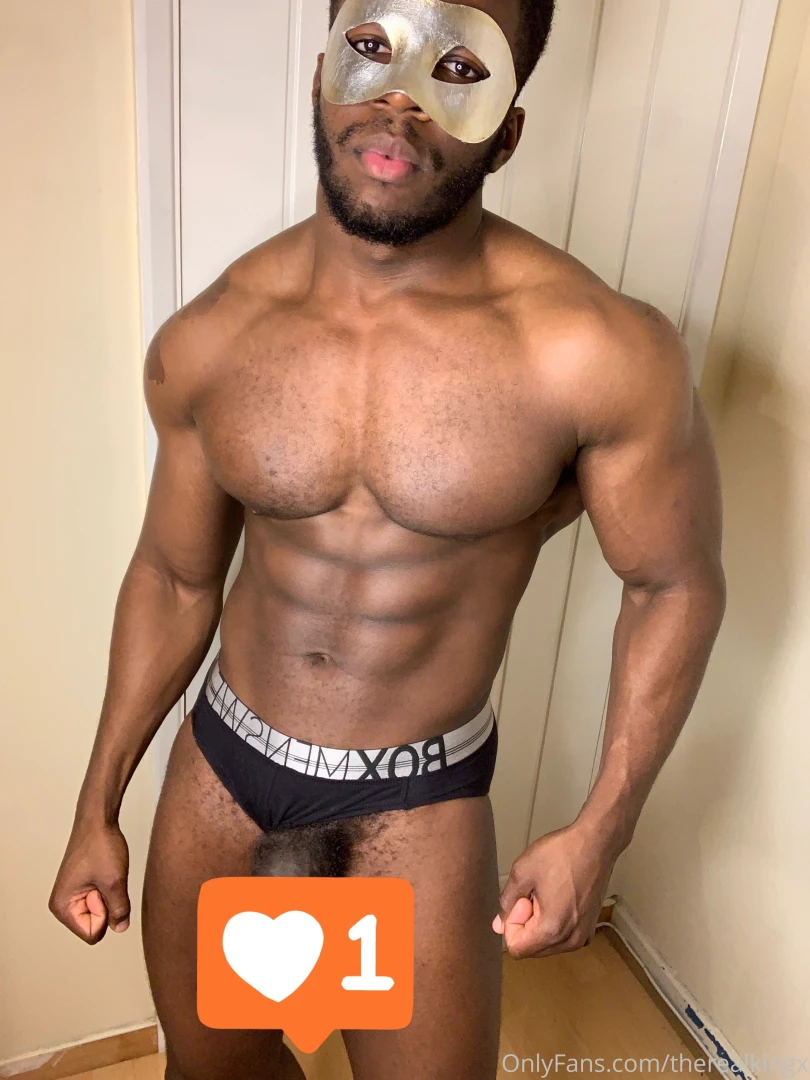 Whose seen all my sexy new posts therealkingpaid 