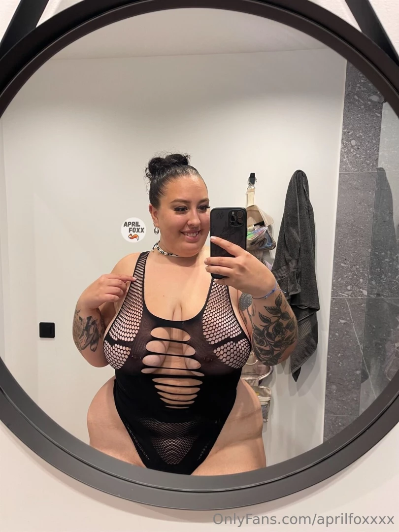 Your dose of curves 