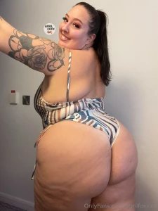 Whole lotta ass part 32