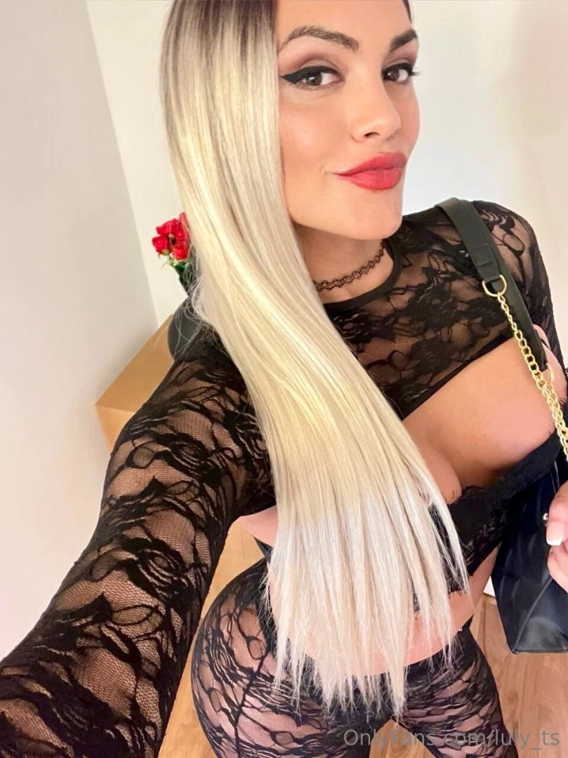 I m going to go for a walk and have dinner at some entourage cafe what part 1 