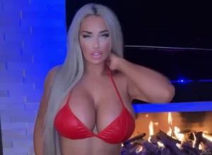 Live streaming now click my profile pic if you see this im giving away part 2