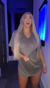 Press play this full video is going up on my vip in 2 days follow so