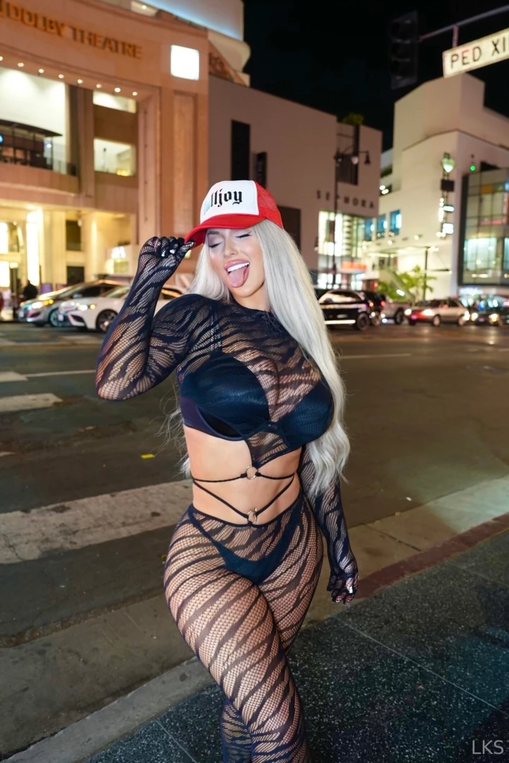 This if you love this outfit as much as i do 