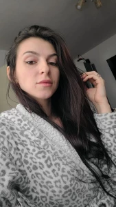 It s cold here can you keep me warm