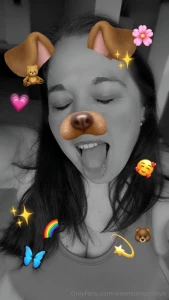I m a very hot bitch baby available for sexting and vc