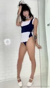 Brand new solo shower fuck while trying to not let anyone else in the