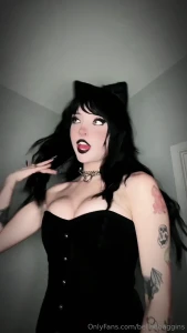 Couldn t post the whole tik tok to insta so you guys get the whole