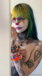 Heehe todays look obvi more pictures later 3