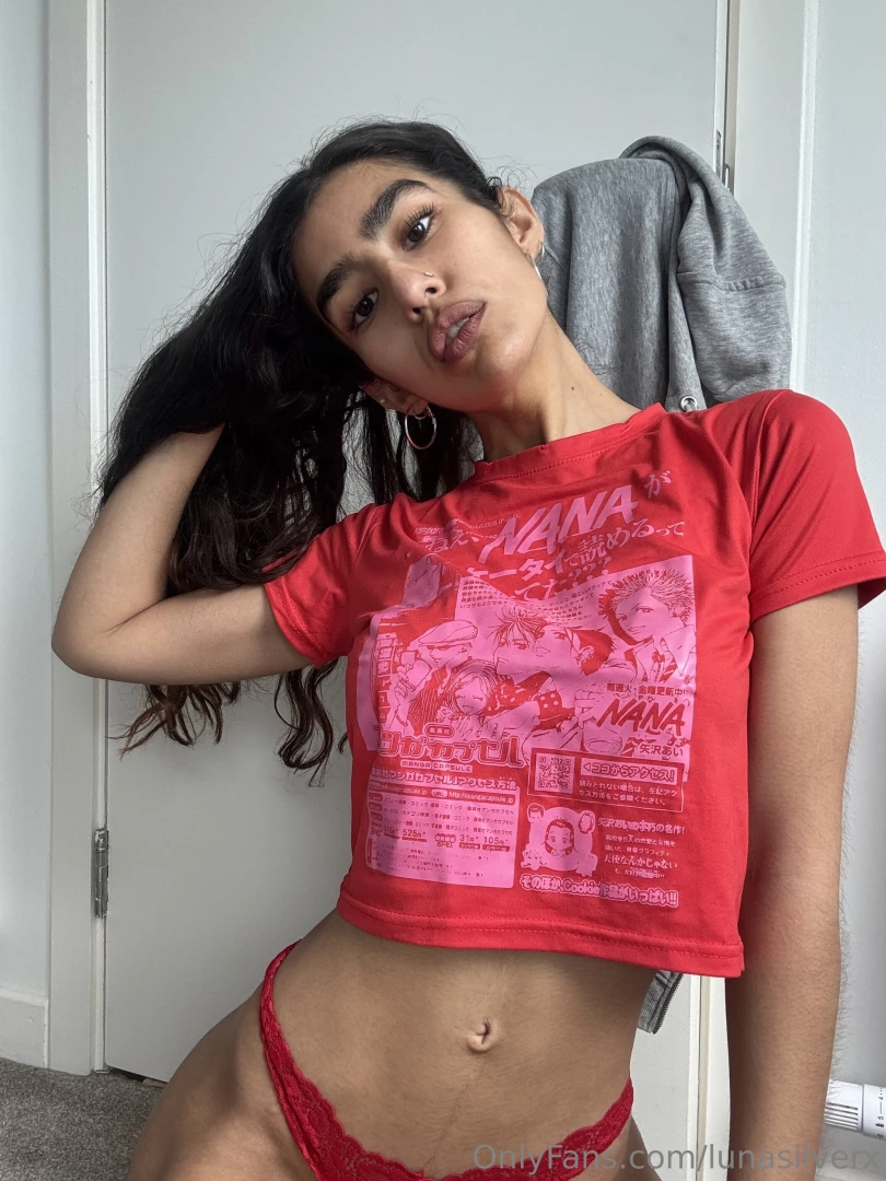 Who s a red lover tho 