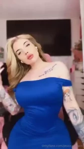 First fan to tip 45 gets a custom pussy play video with name one fan