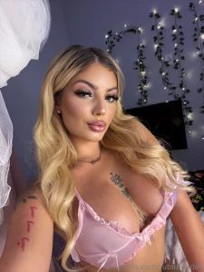 How hard are you right now daddy show me in my dms for a free rate