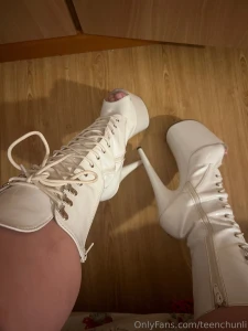 Que te parecen mis botas nuevas