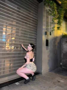 Do you want to show me how it s done