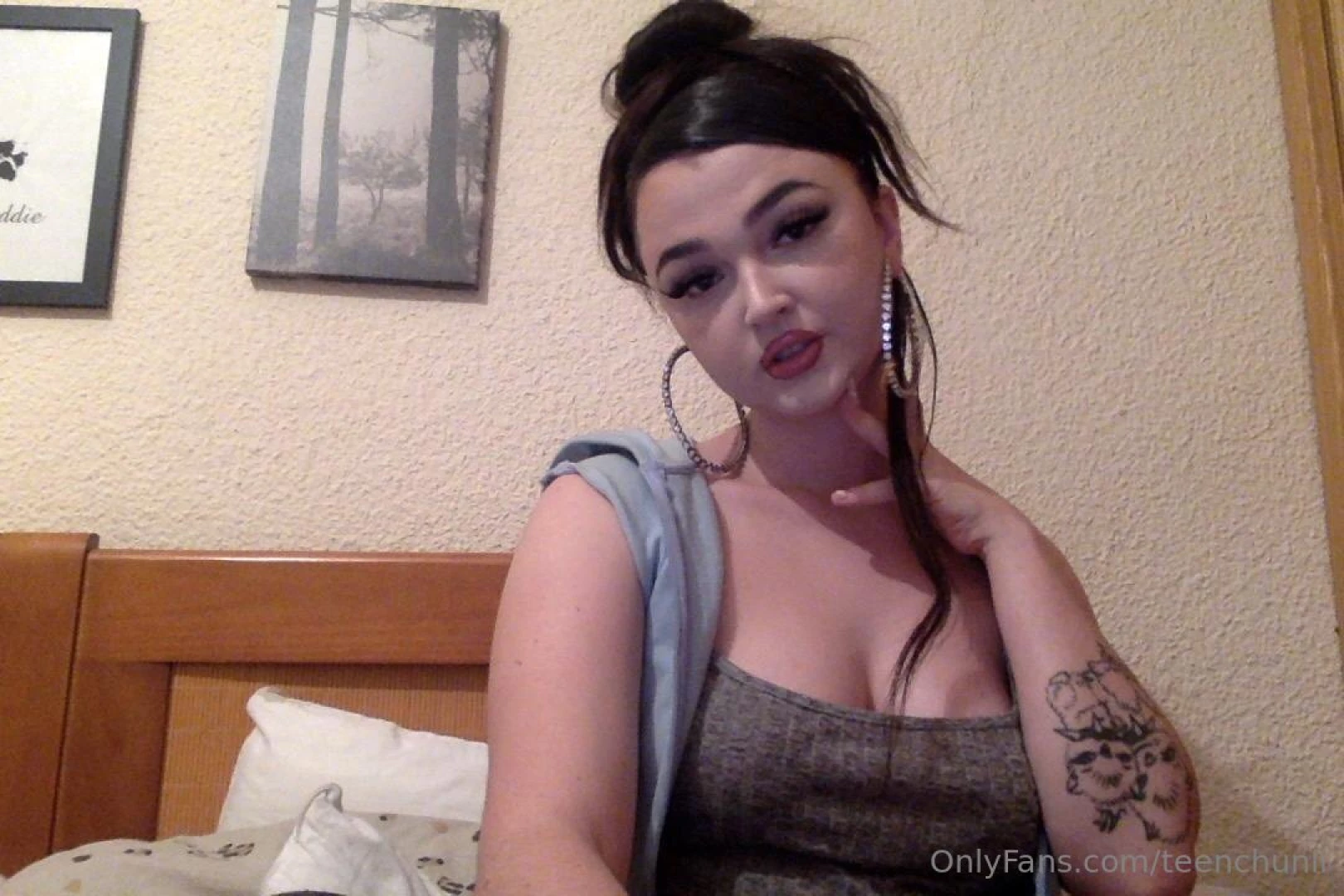 Like all my photos and i ll send you a gift part 1 